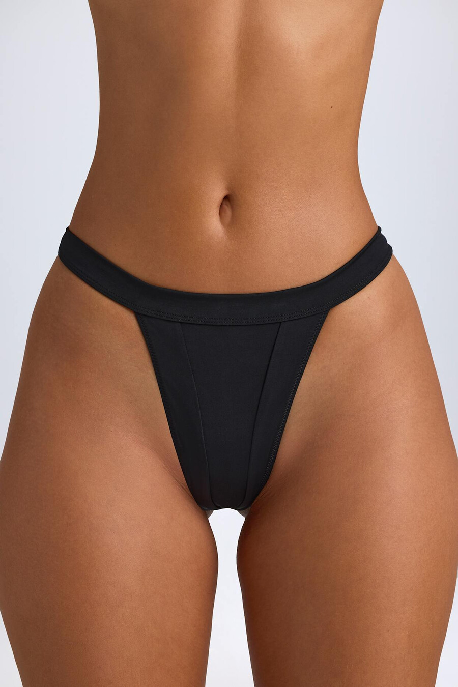 seksowne majtki od bikini w kolorze czarnym