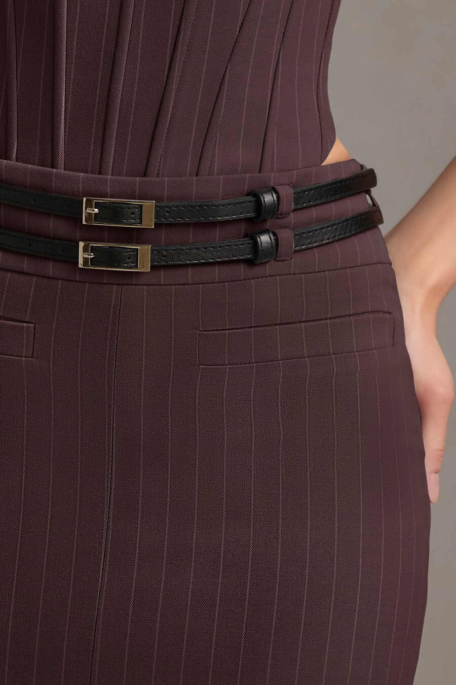 spódnica maxi w prążki z niskim stanem w kolorze czekoladowego brązu