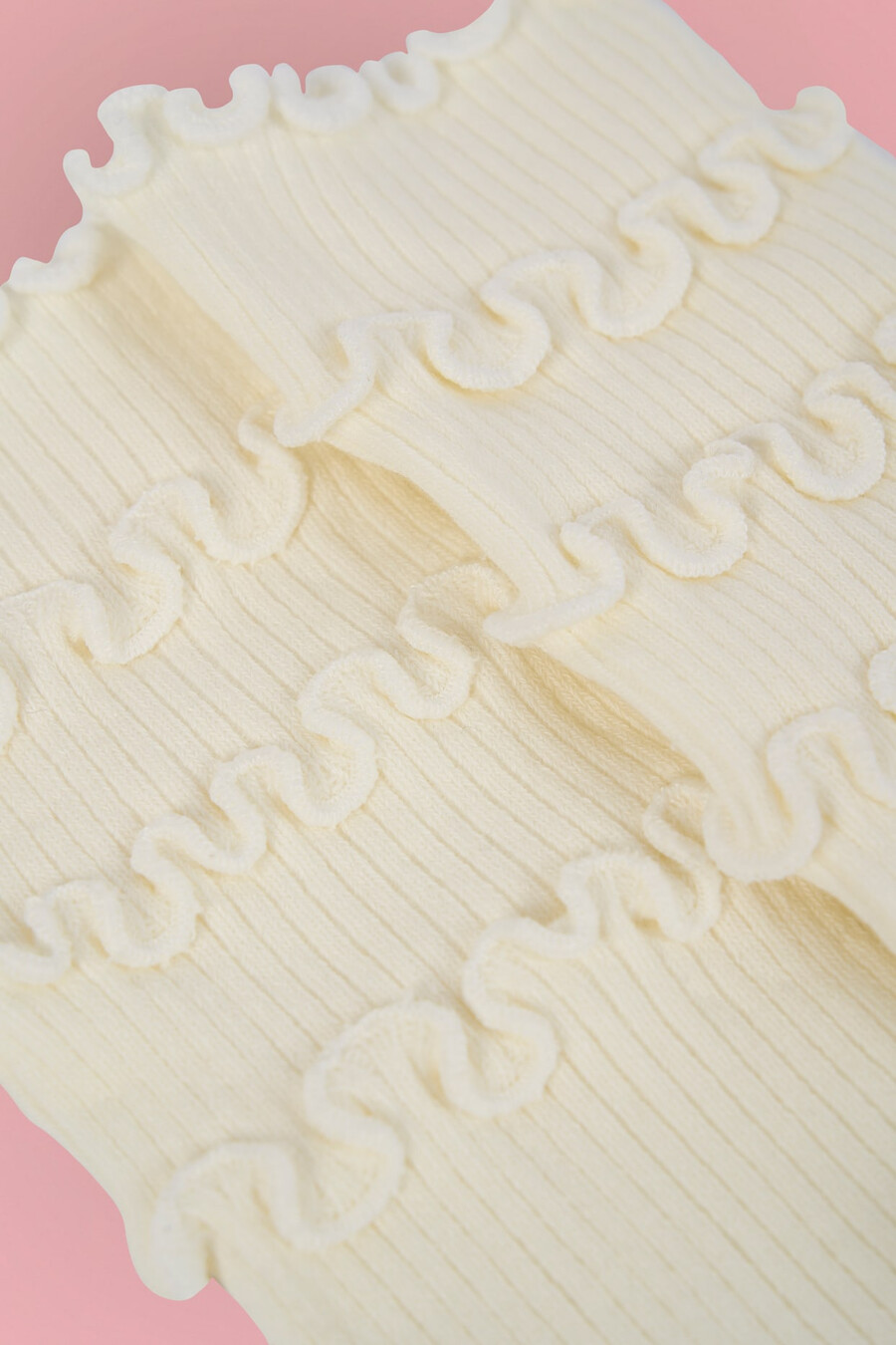 skarpetki z falbanką w kolorze kości słoniowej