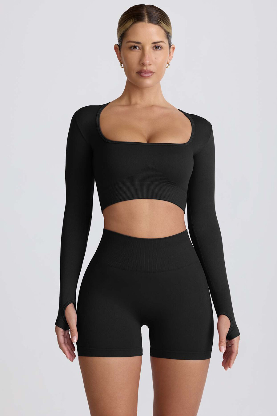super sculpt seamless crop top z długim rękawem w kolorze czarnym