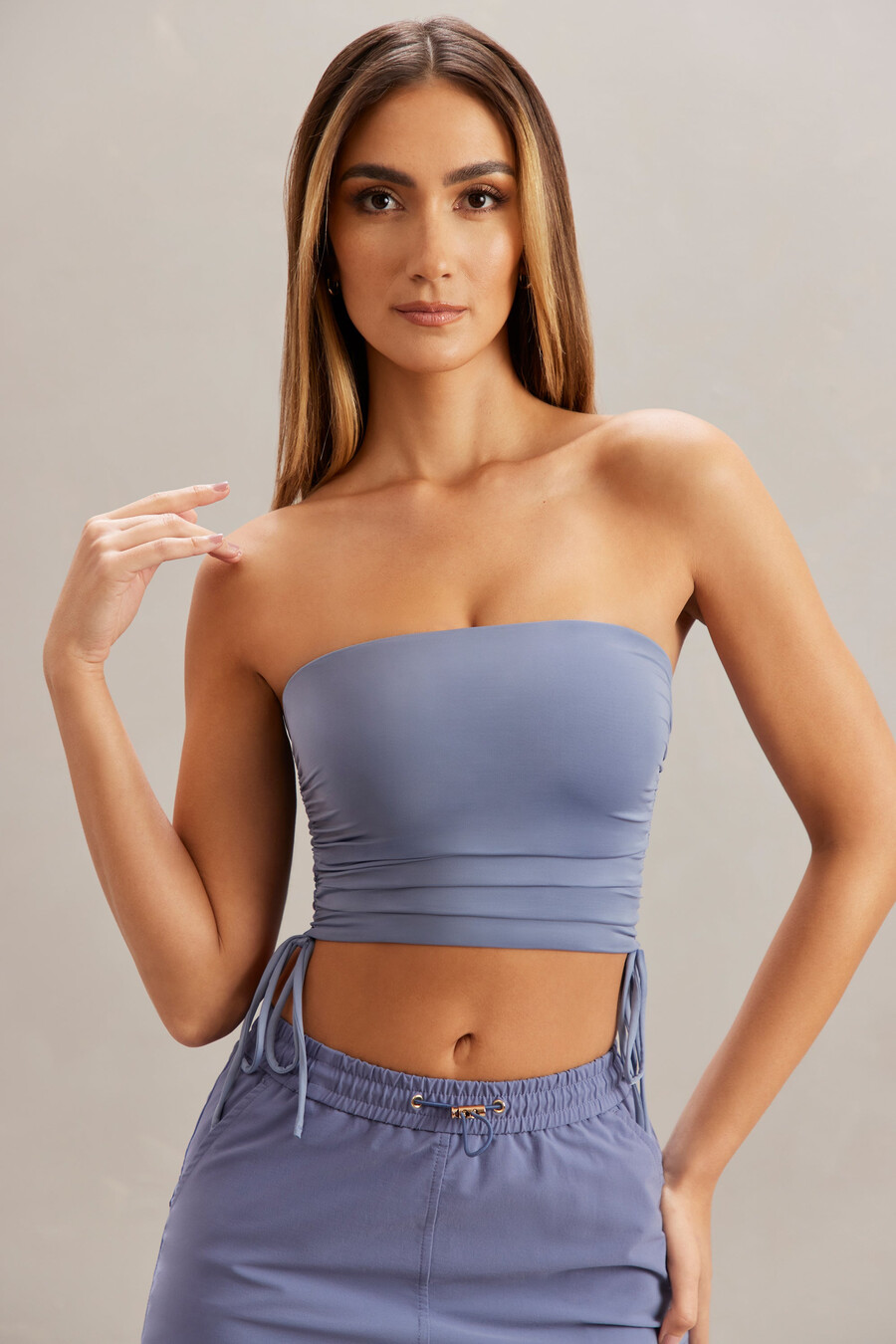 marszczony top typu bandeau w kolorze niebieskim